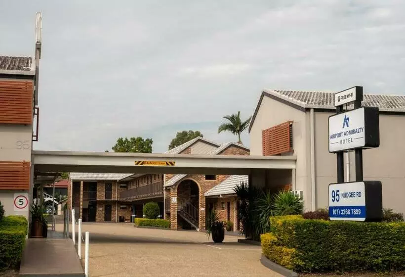 Airport Admiralty Motel