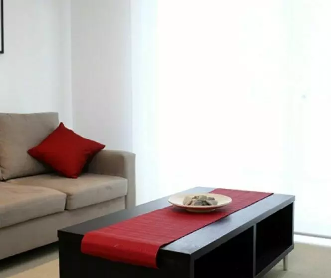 Отель Anchor at Cowes