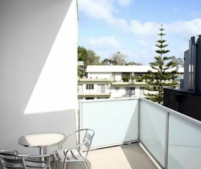 Отель Anchor at Cowes