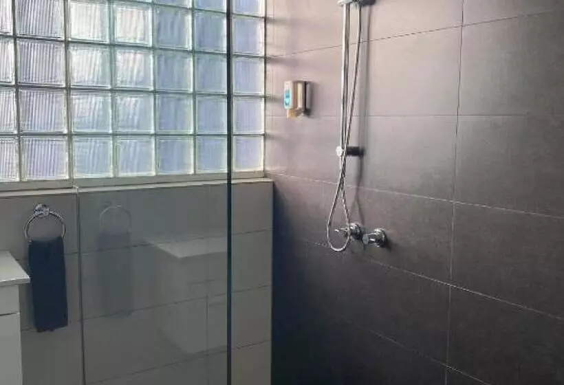 酒店 Baronga Motor Inn