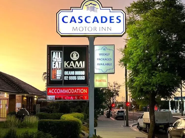 Hotel Cascades Motor Inn