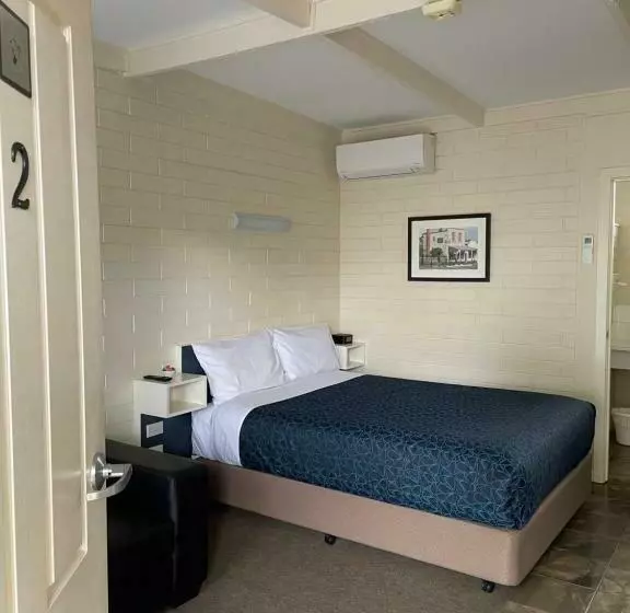 בית מלון כפרי Central Highlands Motor Inn