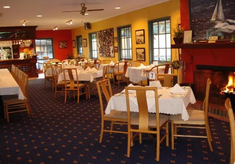 ホテル Coachman's Eden