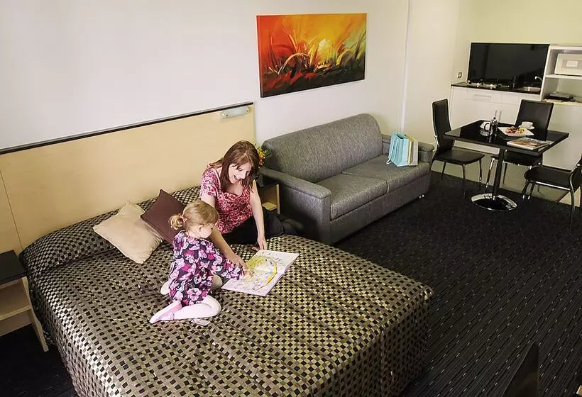 酒店 Comfort Inn & Suites Goodearth Perth