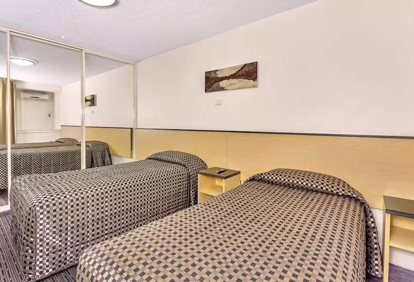 酒店 Comfort Inn & Suites Goodearth Perth