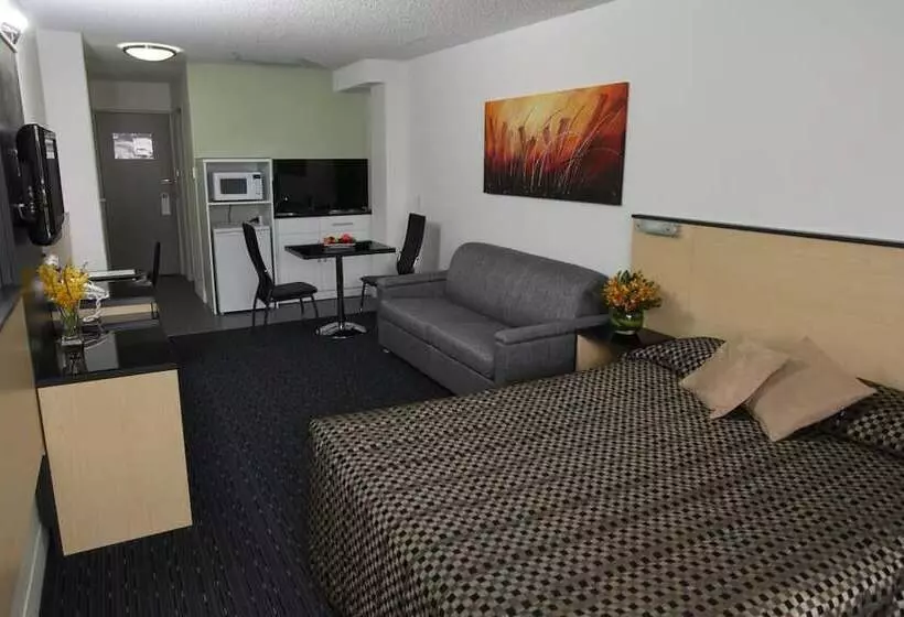 هتل Comfort Inn & Suites Goodearth Perth