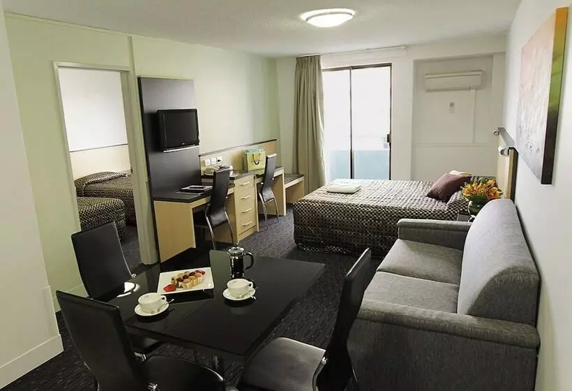 هتل Comfort Inn & Suites Goodearth Perth