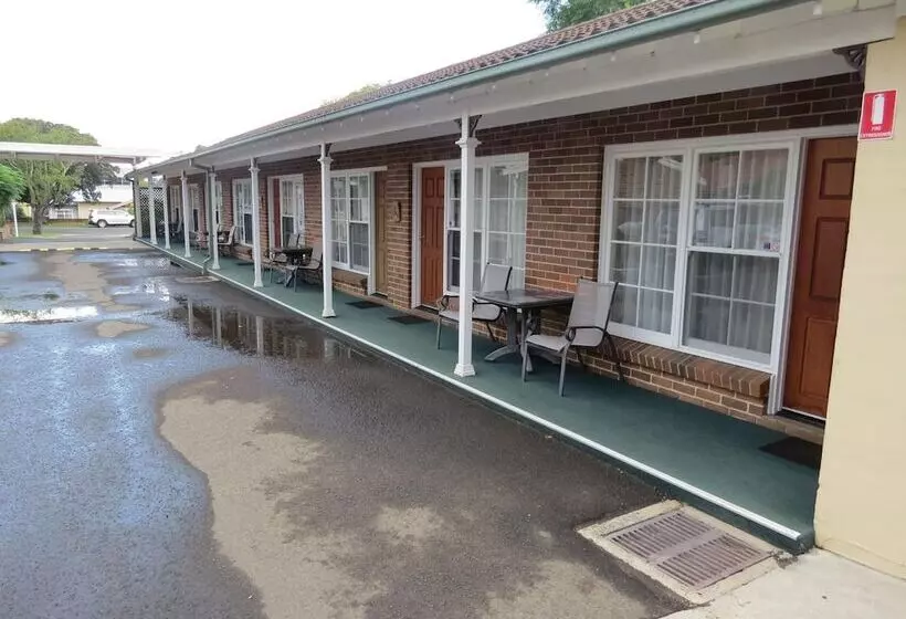 호텔 George Bass Motor Inn