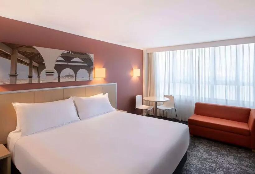 Отель Mercure Newcastle