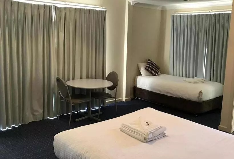 בית מלון כפרי Orange Motor Lodge