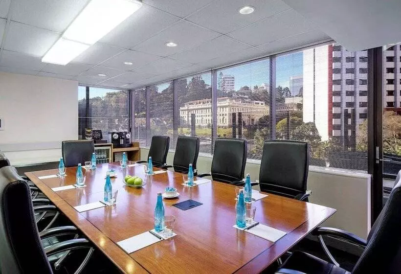 فندق Pullman Brisbane King George Square