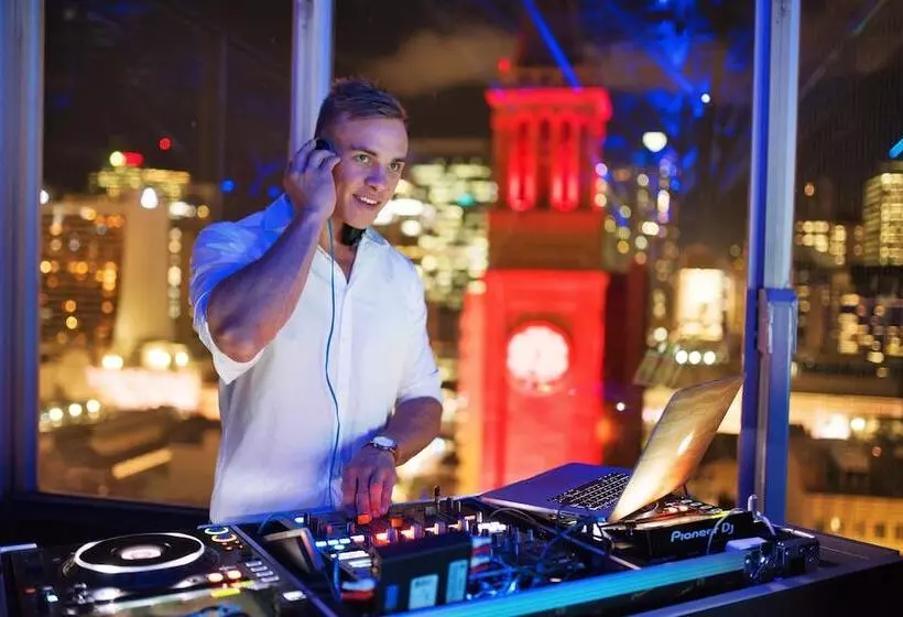 فندق Pullman Brisbane King George Square