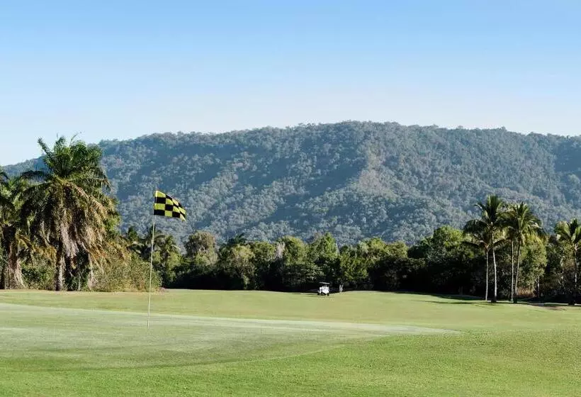 בית מלון כפרי Sheraton Grand Mirage Resort, Port Douglas