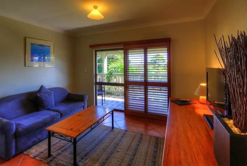 فندق Sovereign Resort