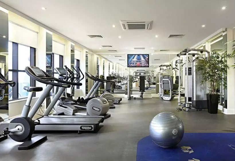 בית מלון כפרי Stamford Plaza Melbourne