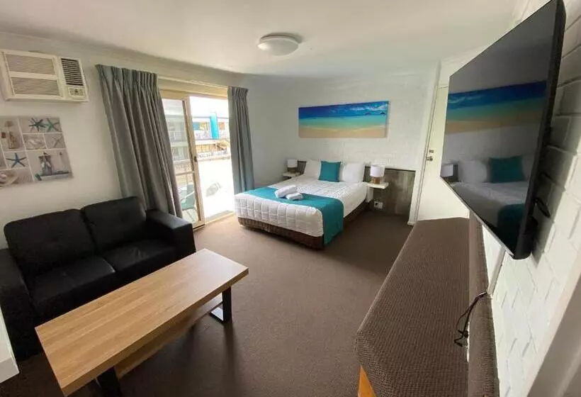 ホテル Top Of The Town Motor Inn