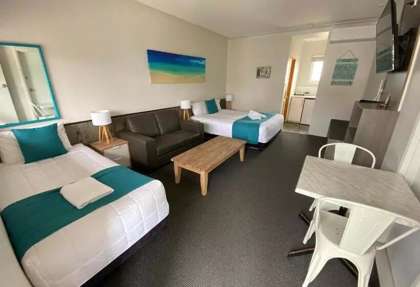 ホテル Top Of The Town Motor Inn