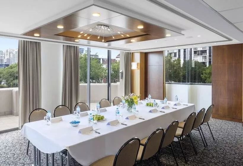 Отель View Melbourne