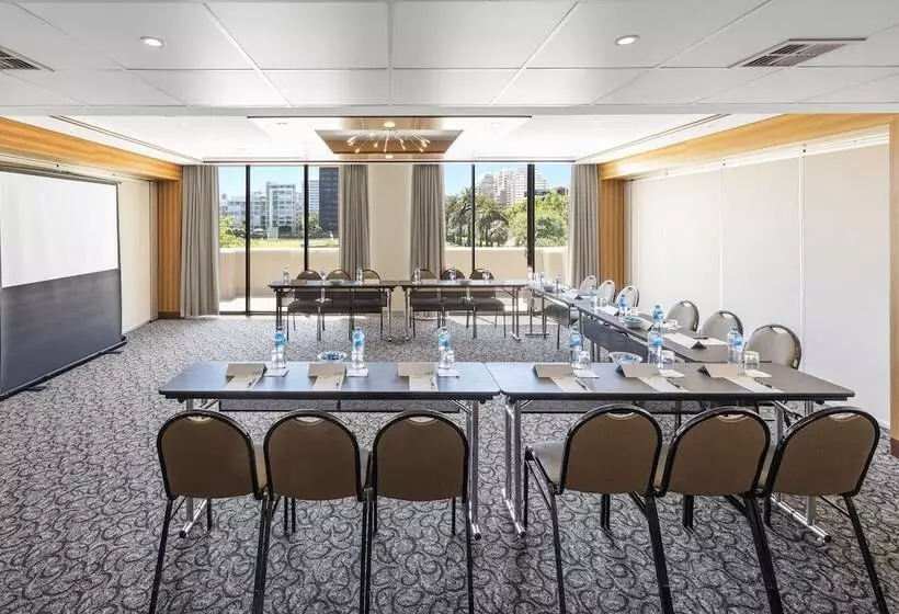 Отель View Melbourne