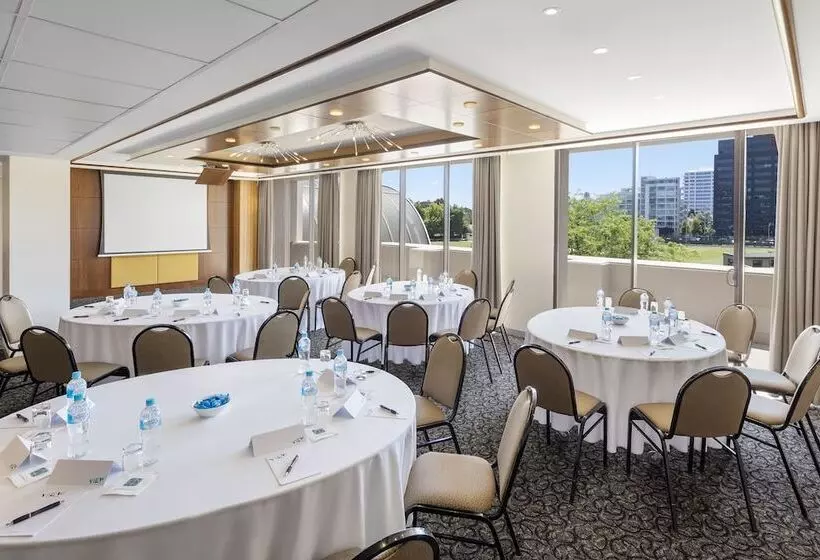 Отель View Melbourne