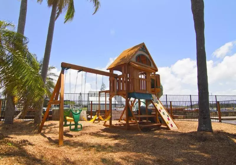 Отель Comfort Resort Waters Edge