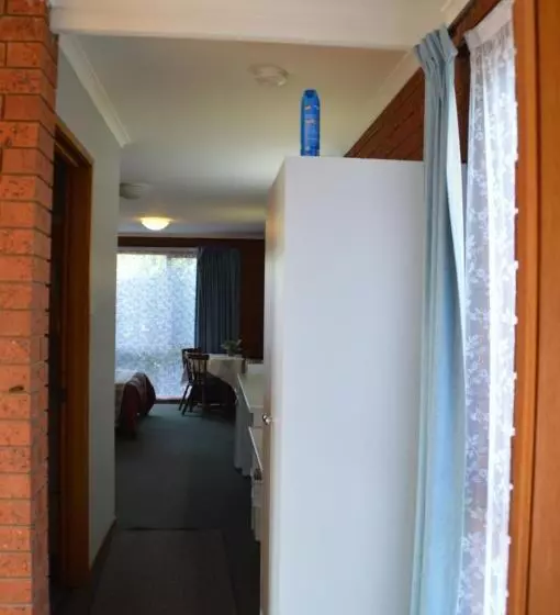 ホテル Whalers Rest Motor Inn