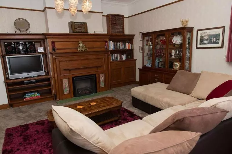 Motel Mayfair On Cavell