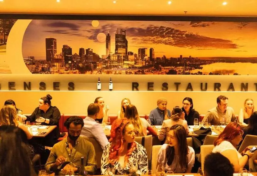 Novotel Perth Langley