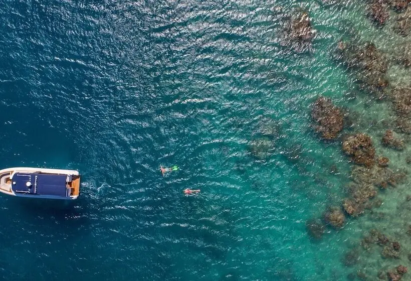 Lomakeskus Intercontinental Hayman Great Barrier Reef