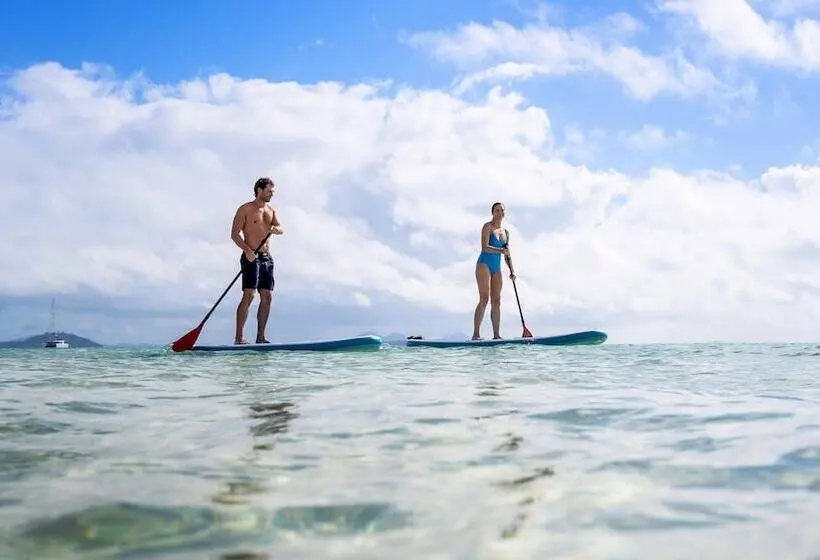 Lomakeskus Intercontinental Hayman Great Barrier Reef