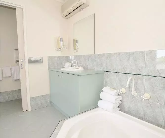 Sandown Heritage Motel