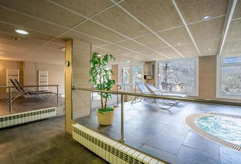 Hotelli Abba Ordino Babot