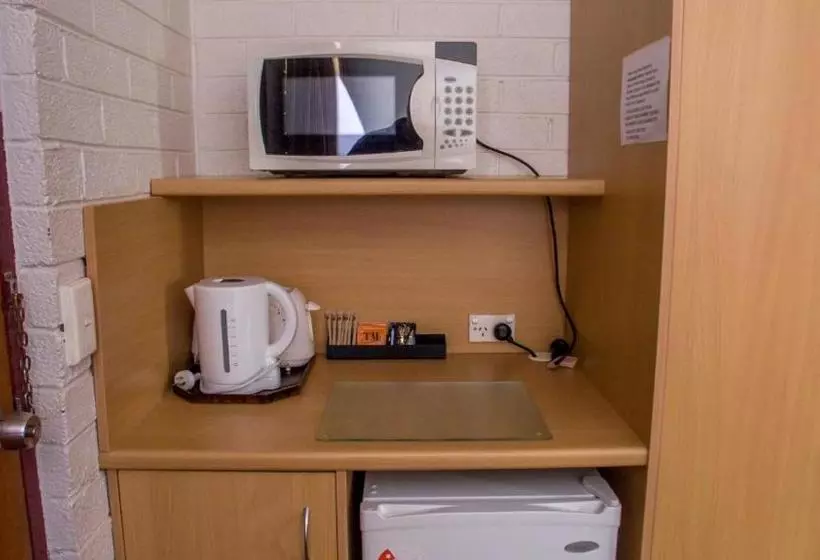 בית מלון כפרי Arabella Motor Inn