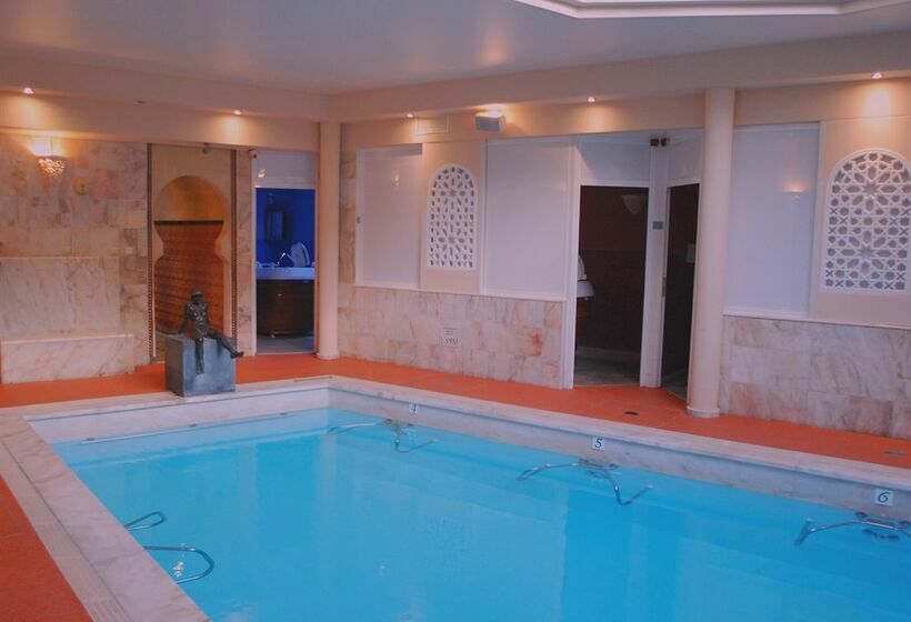 בית מלון כפרי Chateau de Limelette