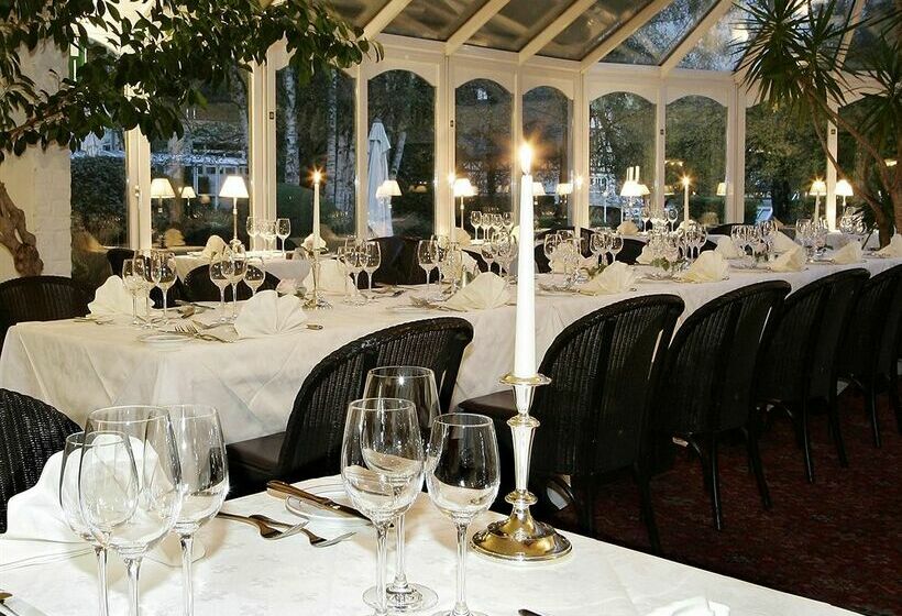 בית מלון כפרי Chateau de Limelette