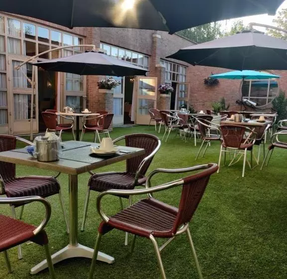 בית מלון כפרי De Basiliek