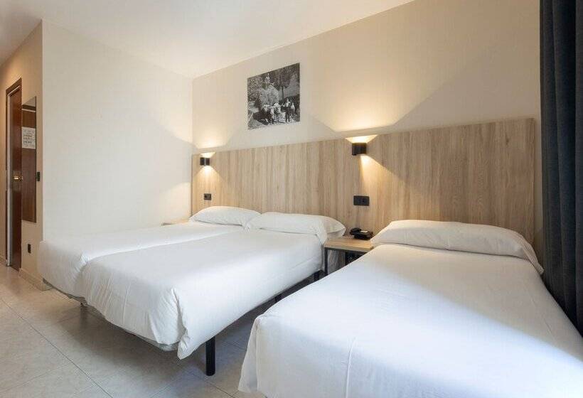 هتل Encamp by Nexta