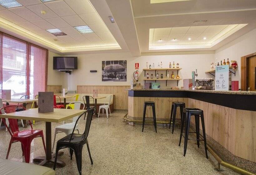 هتل Encamp by Nexta