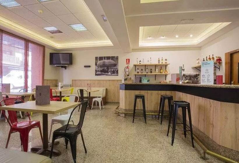 هتل Encamp by Nexta