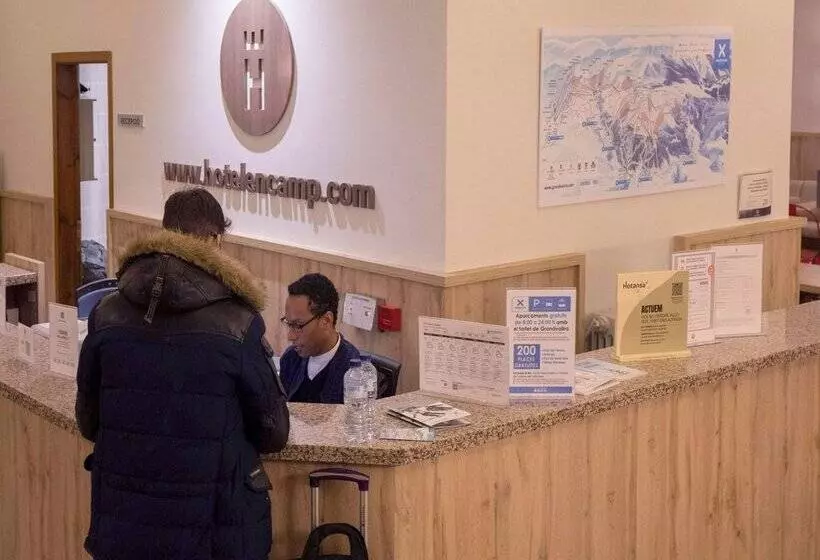 هتل Encamp by Nexta