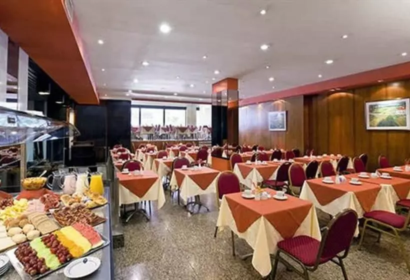 هتل Globales Republica