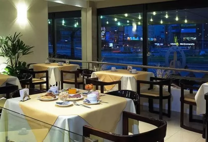 هتل Globales Republica