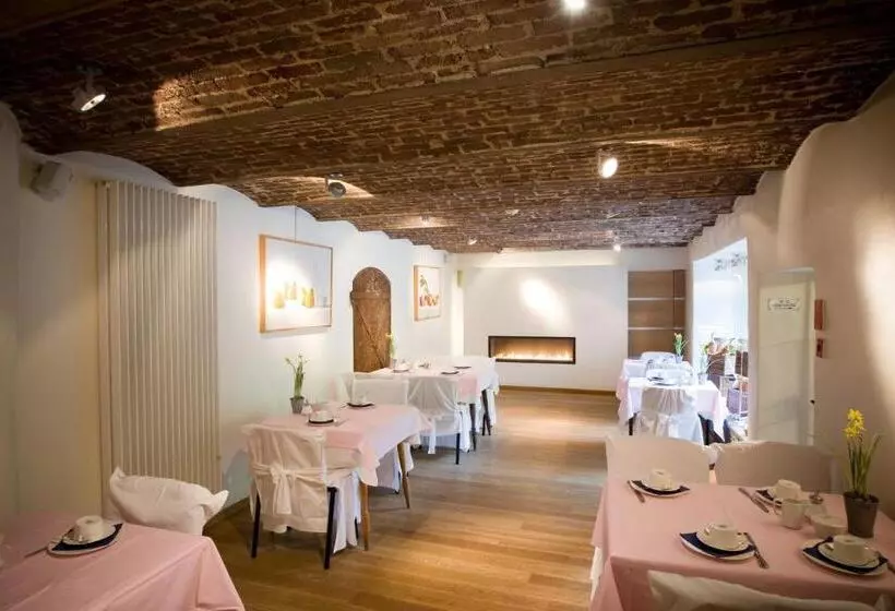 בית מלון כפרי Le Clos Des Récollets