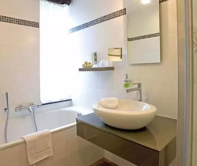 Отель Moulin De Daverdisse