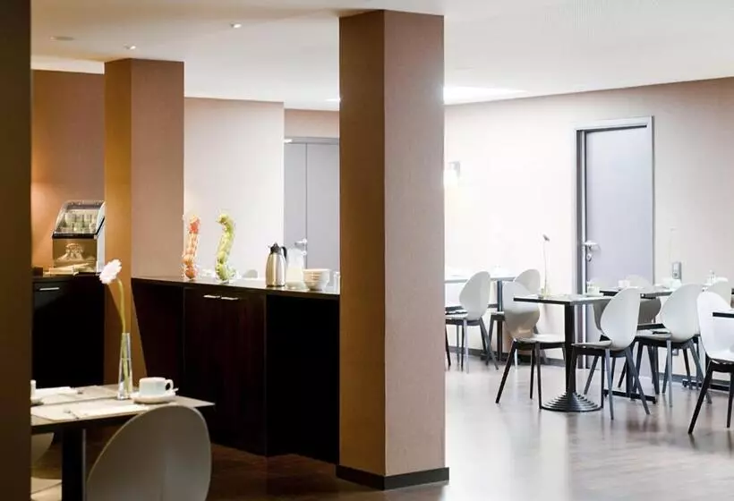 New Hotel Charlemagne