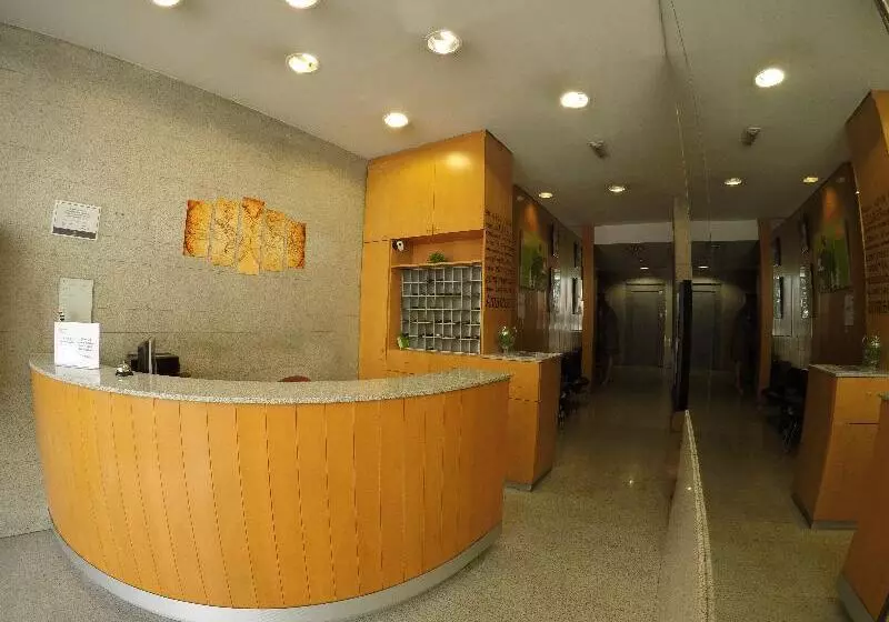 Somriu Hotel City M28