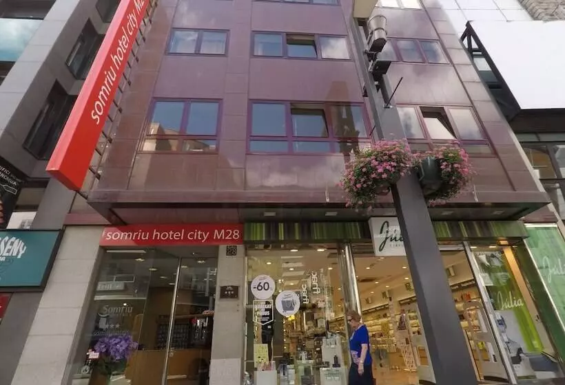Somriu Hotel City M28