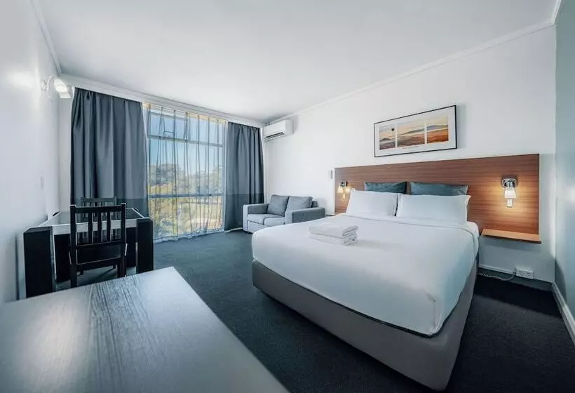 Отель The Select Inn Ryde