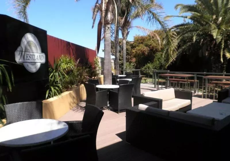 Westland Hotel Motel