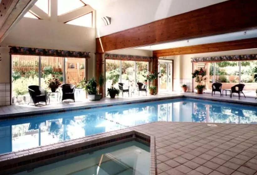 Banff Rocky Mountain Resort